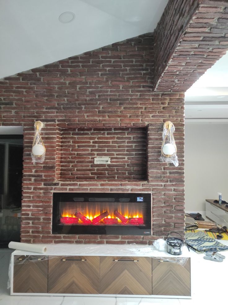 Modern LED Ekranlı Elektrikli Şömine